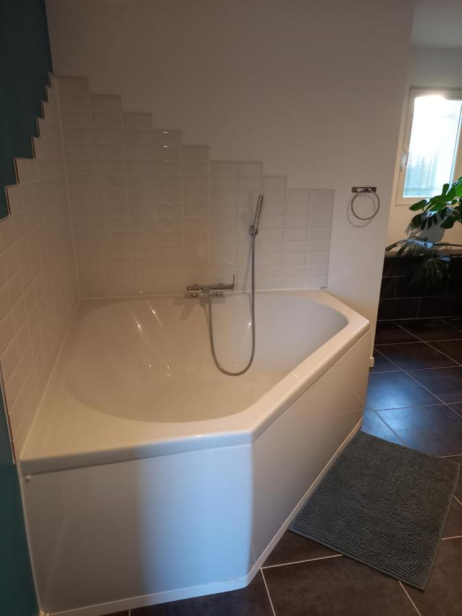 Logement Independant Tour-en-Sologne Экстерьер фото